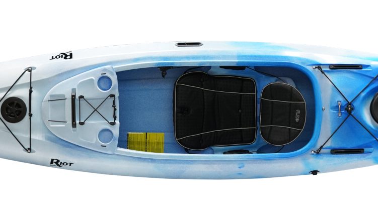 Oversized easy-entry cockpit opening on the Bayside 12 LV